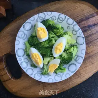 Make Low fat broccoli eggs step 6