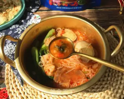Make Sour soup with a tummy shrimp step 12