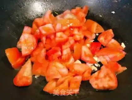 Make Tomato beef fan soup step 6