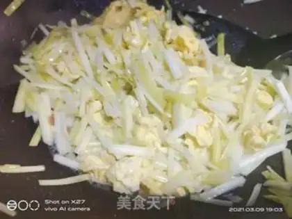 Make Eggs are fried step 4