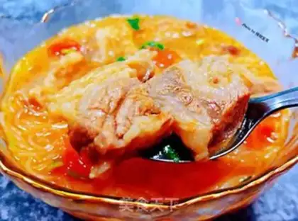 Make Tomato beef fan soup step 13