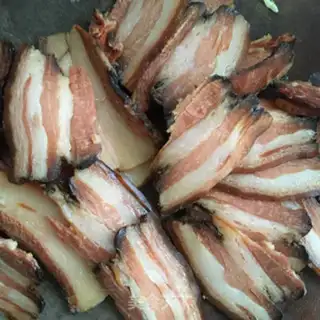 Make Garlic pork step 1