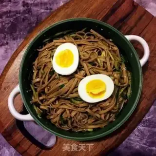 Make cucumber-swipe noodles step 8