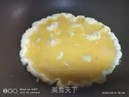 Make cucumber carrot and egg fried rice step 1