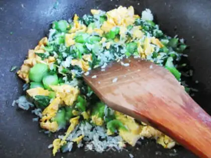 Make Chicken duck egg fried rice step 7