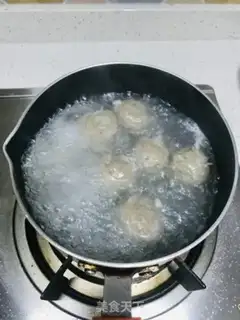 Make Beefball soup step 3