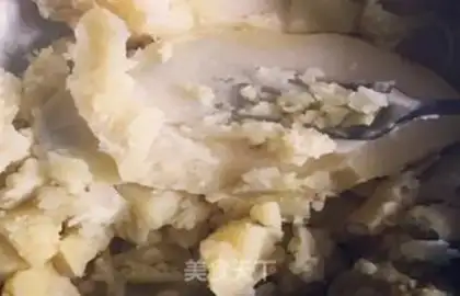 Make And the wind burns potatoes and meat step 0