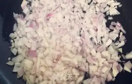 Make And the wind burns potatoes and meat step 3