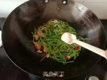 Make Five flowers and quinoa step 4