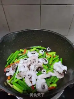 Make Garlic fried octopus step 5
