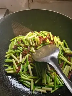 Make Garlic fried meat step 5