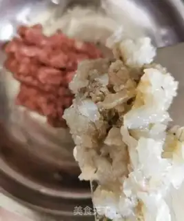 Make Fried shrimp meatloaf step 3