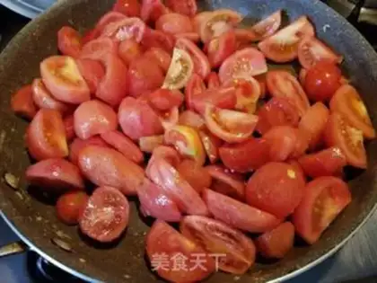 Make Tomato fried eggs step 3