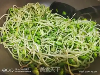 Make Black bean sprouts step 2