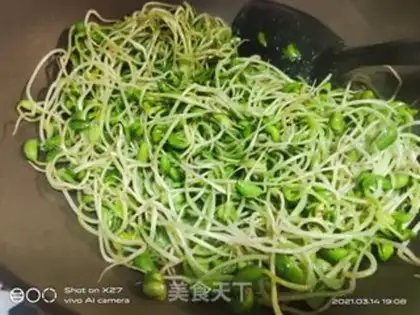Make Black bean sprouts step 3