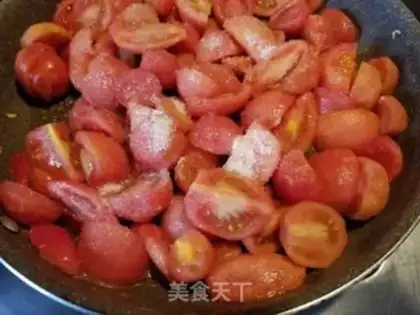 Make Tomato fried eggs step 4