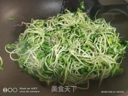 Make Black bean sprouts step 4