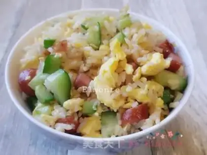 Make cucumber egg fried rice step 8