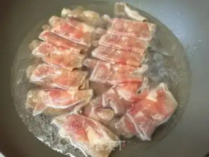 Make A boiled beef roll step 1