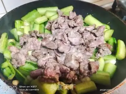 Make Cucumber beef step 8