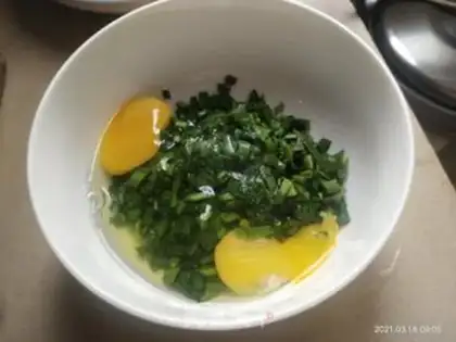 Make Fried eggs step 1