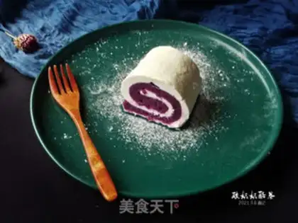 Make Yogurt cheese roll step 8