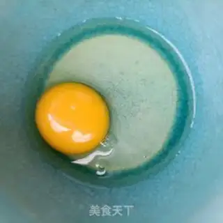 Make Fried eggs step 4