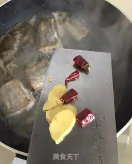 Make Jell-O fish step 3