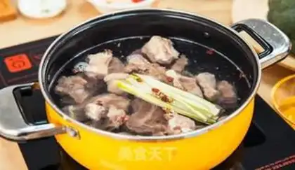 Make Scorch the lamb chops step 2