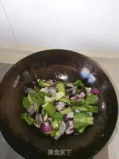 Make Eggs and onions step 3