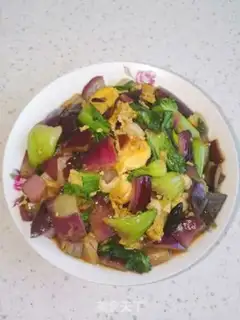 Make Eggs and onions step 5