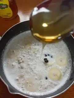 Make Milk and banana cereal step 4