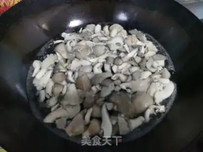 Make The mushrooms step 0