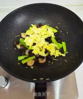 Make cucumber eggs and shrimp step 11