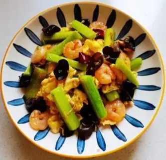 Make cucumber eggs and shrimp step 14