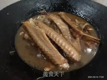 Make The halose wings step 9