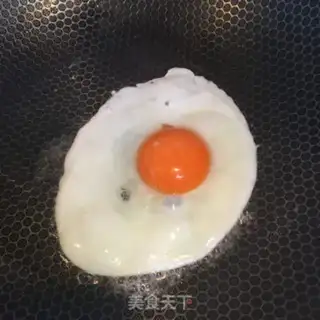 Make Tomato egg noodles step 2