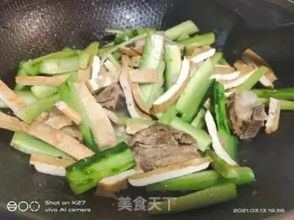 Make cucumber beans, fried ribs step 1