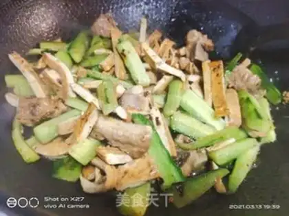 Make cucumber beans, fried ribs step 3