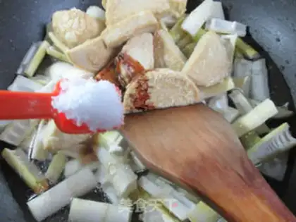 Make Rogue chickens are burning step 8