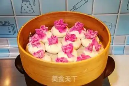 Make Sour pork, double-coloured buns step 8