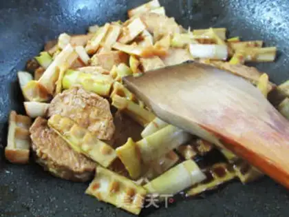 Make Rogue chickens are burning step 11