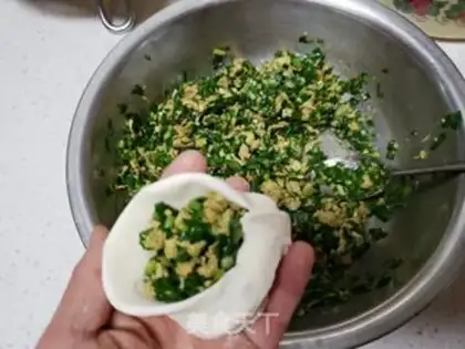 Make The duck egg box step 9