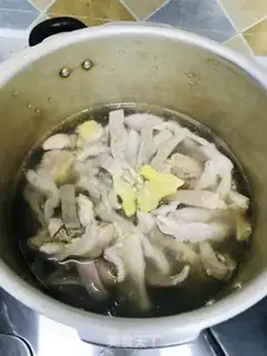 Make Carrot pig belly chicken soup step 4