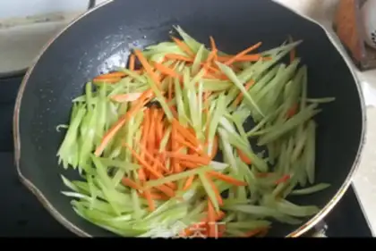 Make Carrot beef step 3