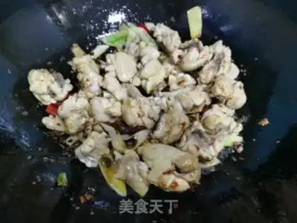 Make Yellow chicken step 4