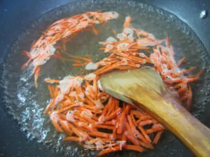 Make Carrot, egg-skin spinach step 4