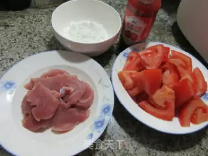 Make Tomato fried meat step 0