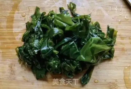 Make Beefballs, seaweed soup step 3