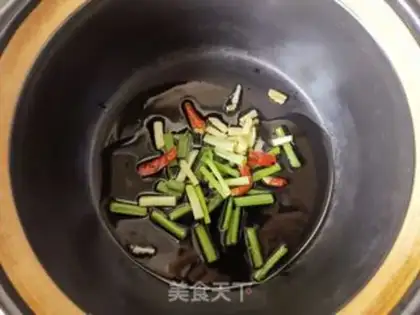 Make Beefballs, seaweed soup step 4